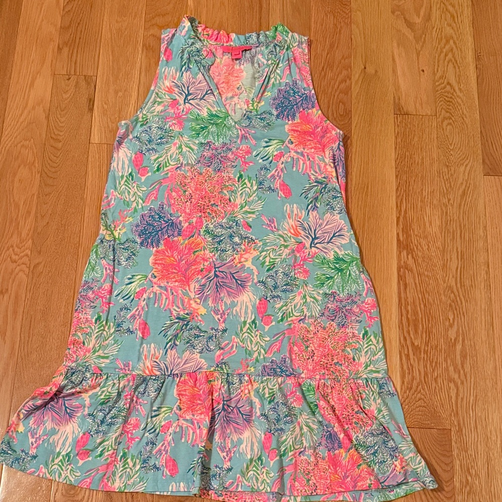 EUC Lilly Pulitzer Vibrant Floral Shay Dress with pockets.